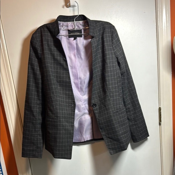 Banana Republic Gray Blazer Modern Business Attire - Picture 1 of 3